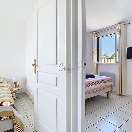 Maison Bord De En Résidence Avec Piscine Сasa de vacaciones